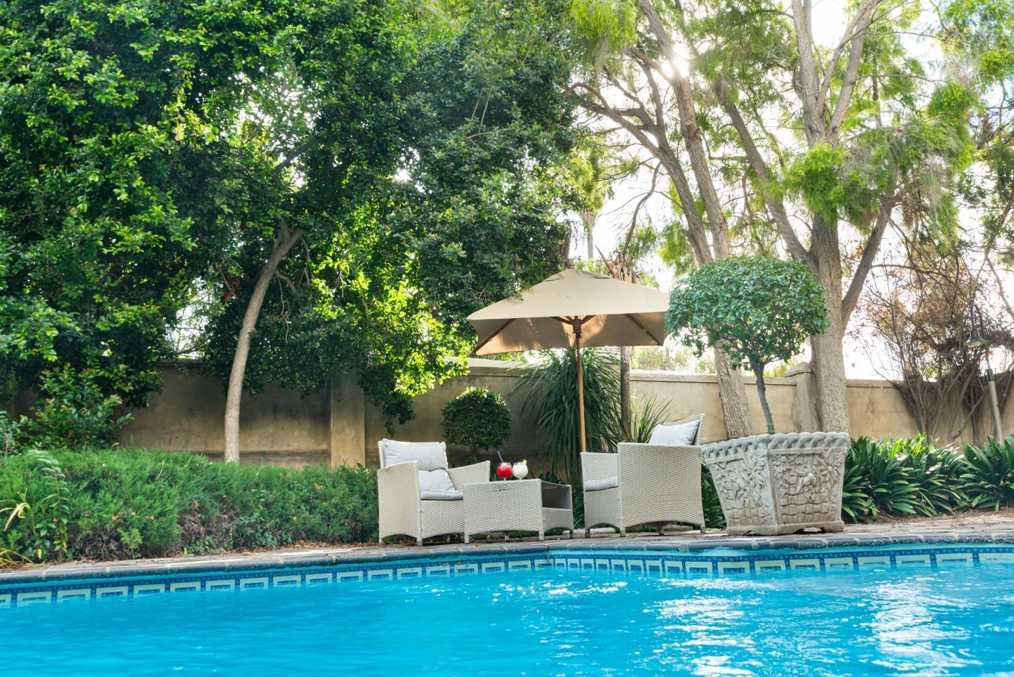 Queen'S Hotel By Bon Hotels Oudtshoorn Dış mekan fotoğraf